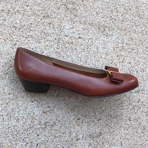 Salvatore Ferragamo heels - Picture 3 of 4